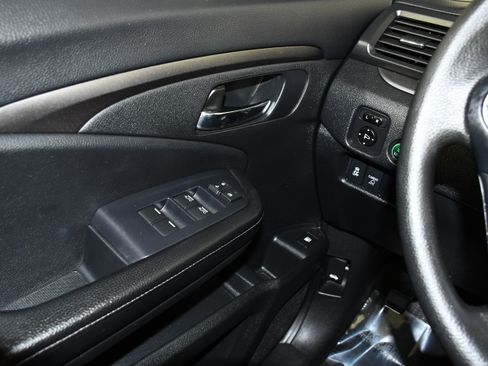 Used 2019 Honda Ridgeline Sport image 33