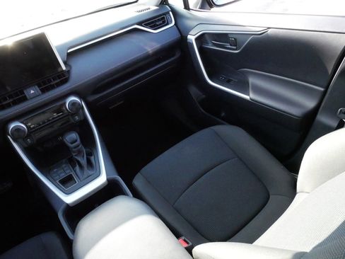 Used 2024 Toyota RAV4 LE image 11