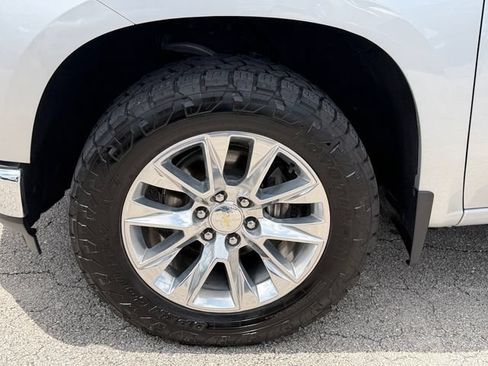 Used 2021 Chevrolet Silverado 1500 LTZ w/ LTZ Premium Package RWD image 11