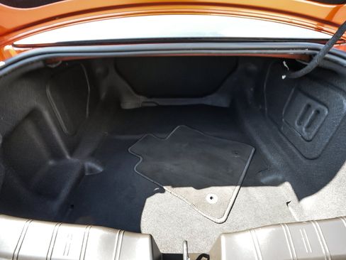 Used 2024 Chevrolet Camaro LT RWD image 33