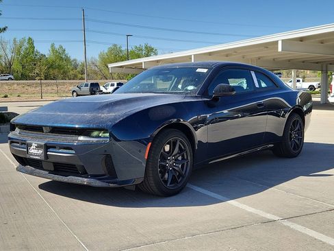 New 2026 Dodge Charger Scat Pack w/ Blacktop Package AWD/4WD image 4