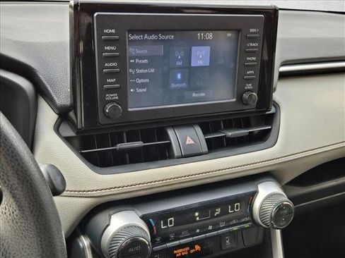 Used 2019 Toyota RAV4 XLE image 12