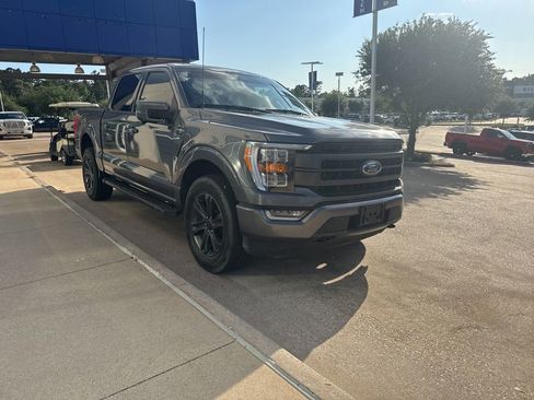 Used 2023 Ford F150 Lariat AWD/4WD image 2
