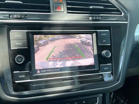 Certified 2023 Volkswagen Tiguan S FWD image 26