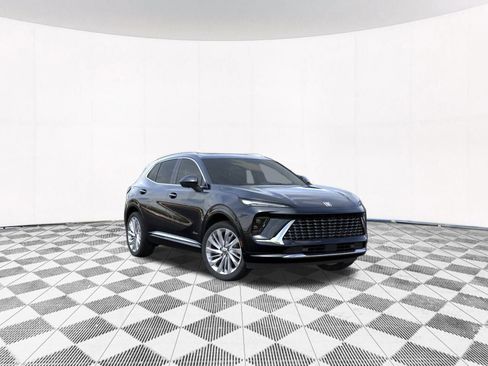 New 2025 Buick Envision Avenir image 9