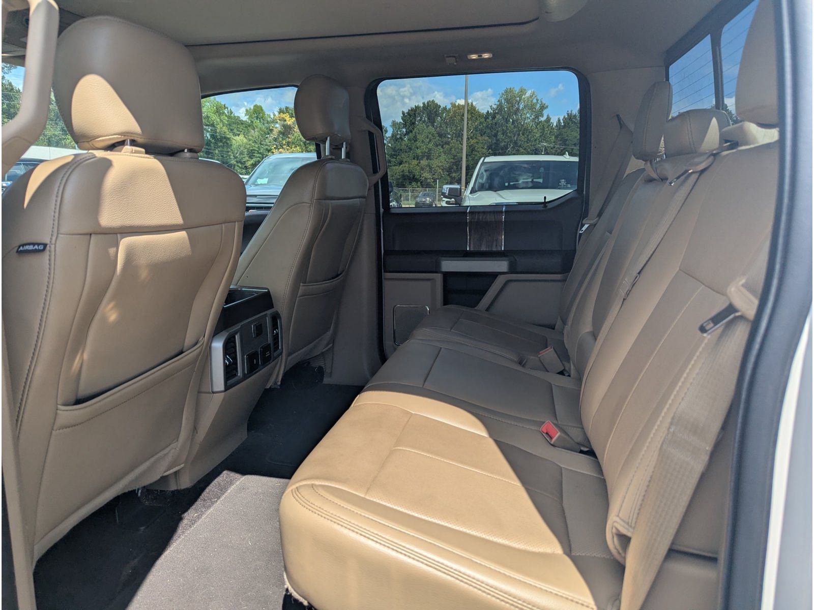 Used 2018 Ford F150 Lariat RWD image 11