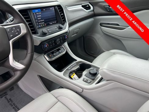 Used 2023 GMC Acadia SLT w/ Technology Package image 11