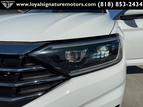 Used 2019 Volkswagen Jetta SEL FWD image 38