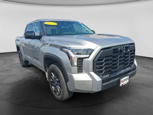 Used 2024 Toyota Tundra Limited w/ TRD Off-Road Package AWD/4WD image 6