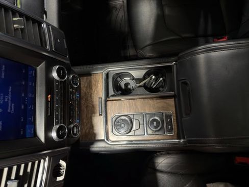 Used 2020 Ford Expedition Max Platinum AWD/4WD image 34