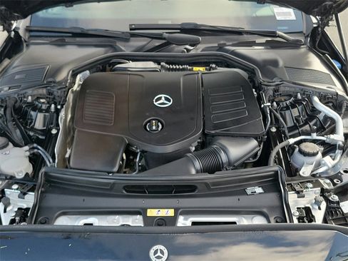 Used 2022 Mercedes-Benz C 300 C 300 image 19
