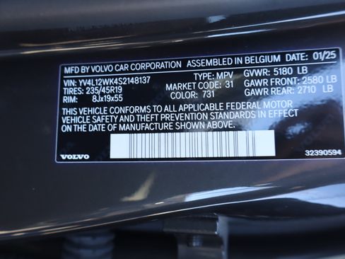 Certified 2025 Volvo V60 B5 Cross Country Plus image 42