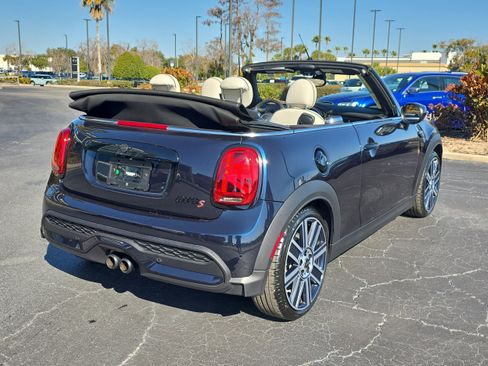 Used 2023 MINI Cooper S image 4