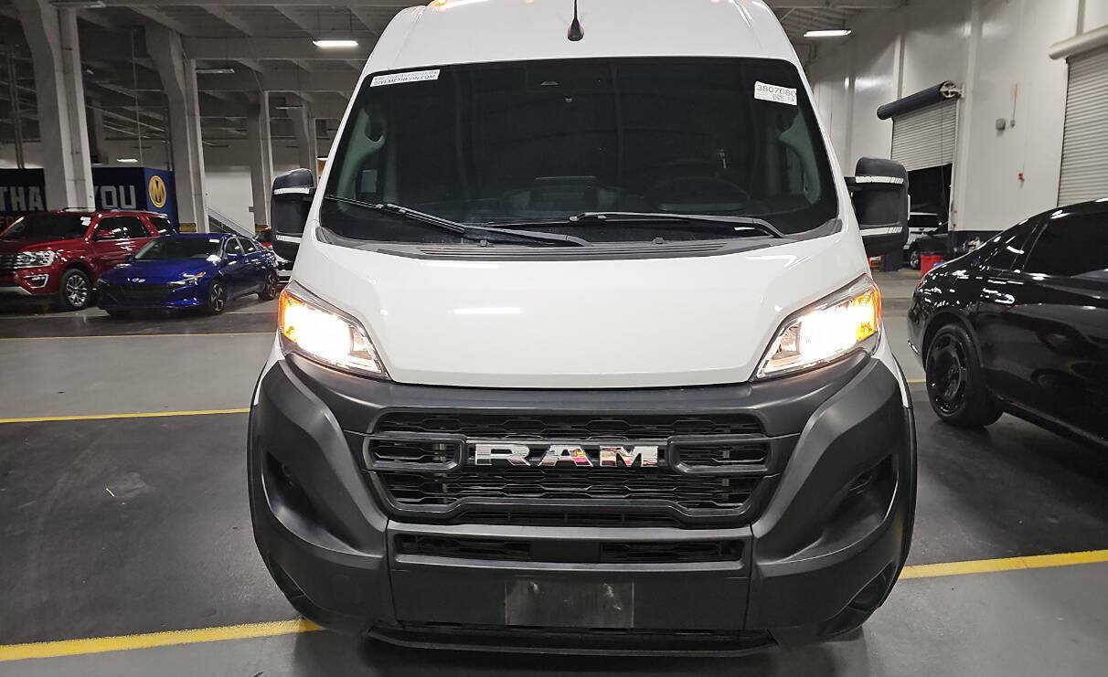 Used 2023 RAM ProMaster 2500 w/ Premium Convenience Group (B) FWD image 6