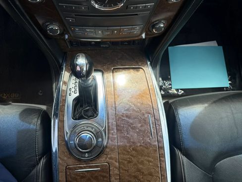Used 2016 INFINITI QX80 4WD w/ Driver's Assistance Package image 25
