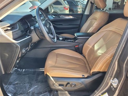 Certified 2021 Jeep Grand Cherokee L Laredo w/ Luxury Tech Group I image 4