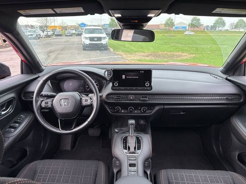 Used 2025 Honda HR-V Sport image 20