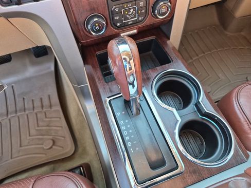 Used 2014 Ford F150 King Ranch w/ King Ranch Luxury Package RWD image 28