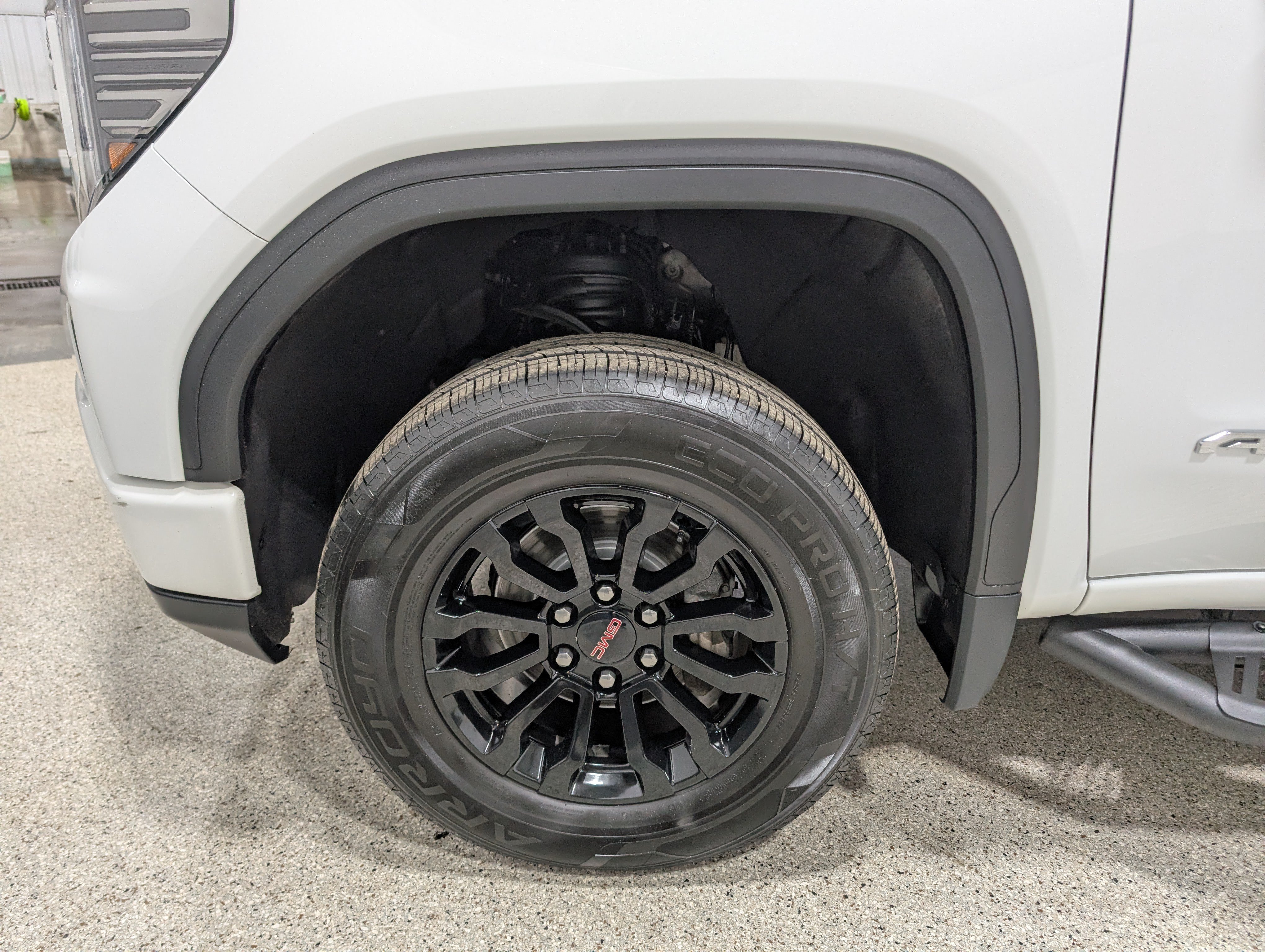 Used 2023 GMC Sierra 1500 AT4X AWD/4WD image 12