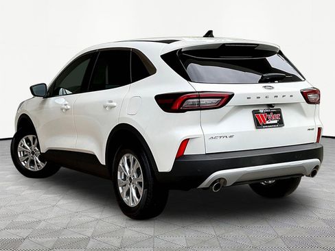 Used 2023 Ford Escape Active w/ Tech Pack #1 AWD/4WD image 4