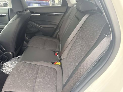 New 2026 Kia Seltos S image 7