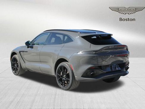 Used 2022 Aston Martin DBX image 6