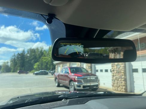 Used 2018 RAM 1500 Express AWD/4WD image 15