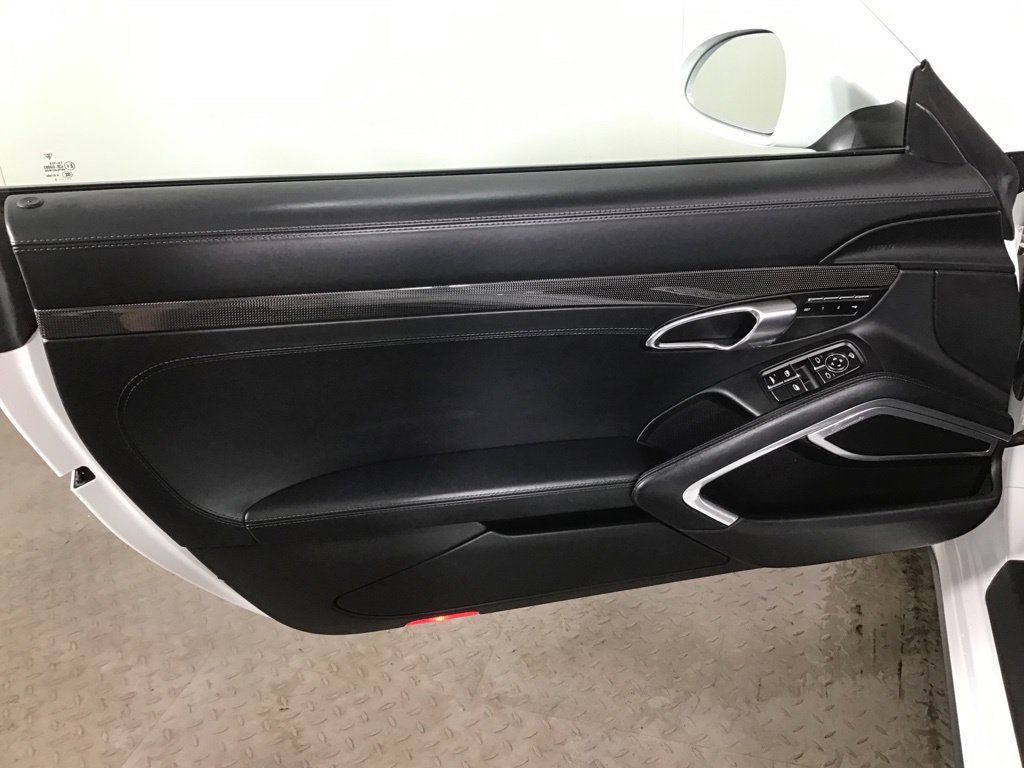 Certified 2015 Porsche 911 Turbo S AWD/4WD image 33