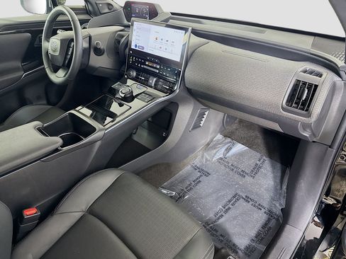 Used 2023 Toyota bZ4X Limited w/ Weather Package image 28