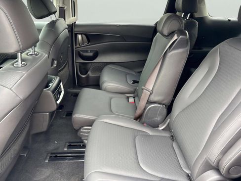 New 2026 Kia Carnival SX Prestige image 18