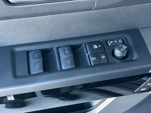 New 2026 Toyota Tundra Limited AWD/4WD image 12