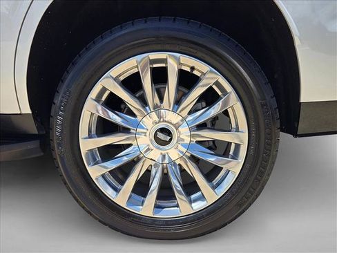 Used 2023 Cadillac Escalade Premium Luxury w/ Performance Package AWD/4WD image 25