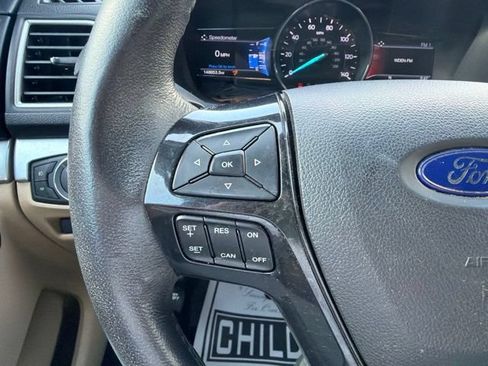 Used 2016 Ford Explorer XLT w/ Equipment Group 202A FWD image 22