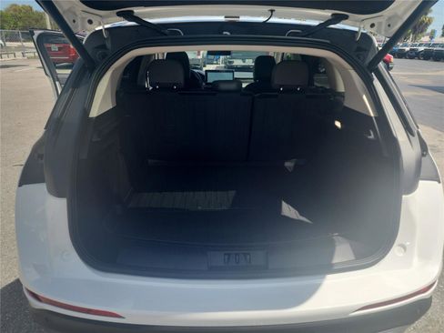 Used 2023 Lincoln Corsair FWD image 18