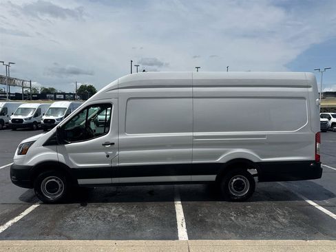 Used 2024 Ford Transit 250 148 High Roof Extended w/ Load Area Protection Package RWD image 6