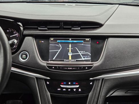Used 2017 Cadillac XT5 Luxury w/ Driver Awareness Package FWD image 20