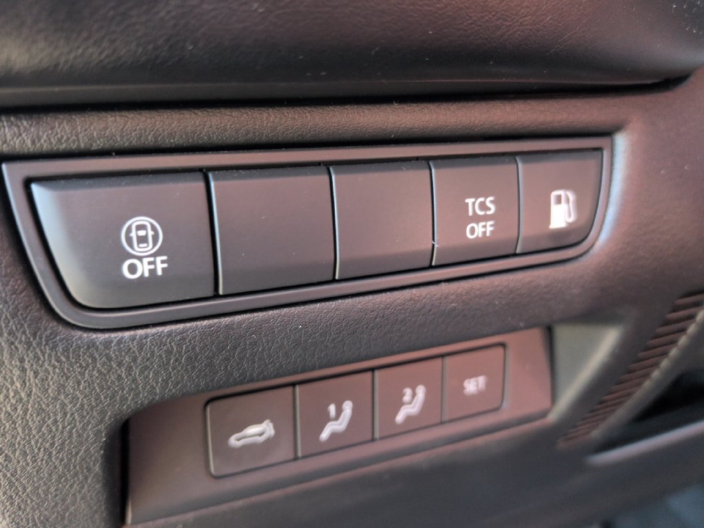 Used 2025 MAZDA CX-50 AWD 2.5 Hybrid w/ Premium Pkg image 24