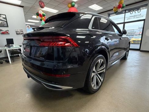 Used 2019 Audi Q8 Prestige w/ Luxury Package image 15