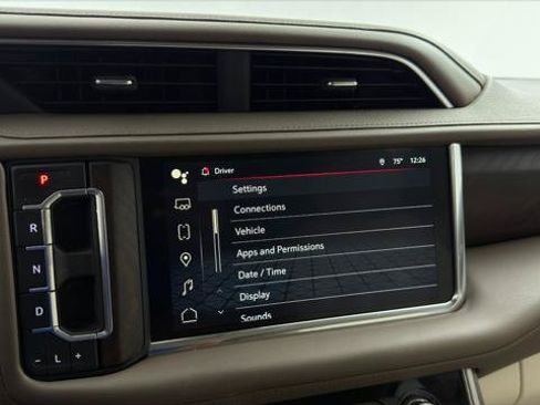 Used 2022 GMC Yukon XL Denali AWD/4WD image 34