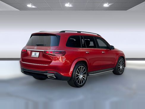Used 2024 Mercedes-Benz GLS 580 4MATIC image 9