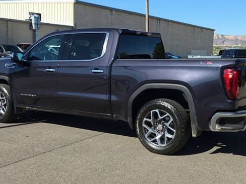 Used 2024 GMC Sierra 1500 SLT AWD/4WD image 7