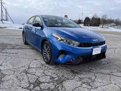 Used 2023 Kia Forte GT-Line w/ GT-Line Premium Package image 7