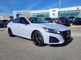 Used 2024 Nissan Altima 2.5 SR video 1