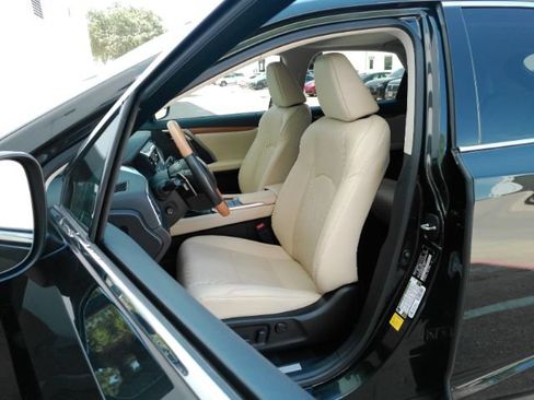 Used 2022 Lexus RX 350 FWD w/ Premium Package image 5