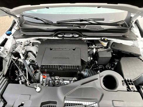 New 2025 Honda Pilot TrailSport image 16