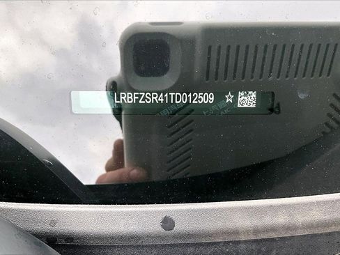 New 2026 Buick Envision Avenir image 8