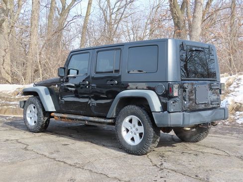 Used 2010 Jeep Wrangler Unlimited Sport image 6