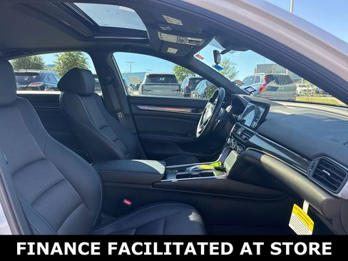 Used 2022 Honda Accord Sport image 8
