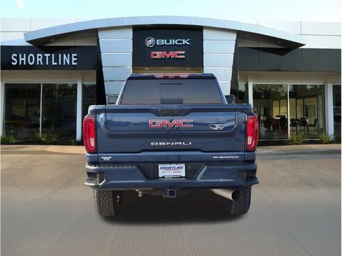 Used 2022 GMC Sierra 2500 Denali w/ Denali Ultimate Package AWD/4WD image 4