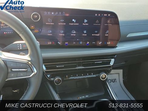 Used 2026 Chevrolet Traverse LT AWD/4WD image 13